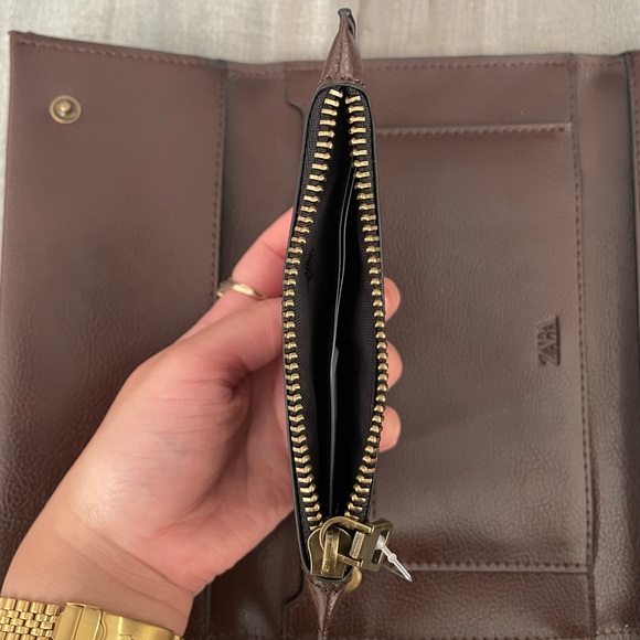 SOLD Zara Unisex Wallet w. Cardholder - Picture 4 of 7